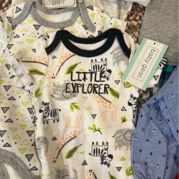 Baby boy clothes bundle 3-9 months - Picture 4 of 8